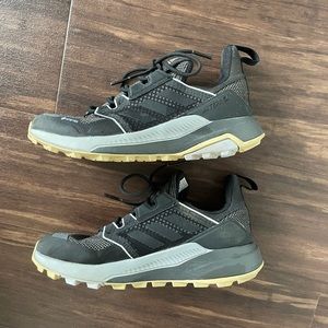 Adidas Terrex Trailmaker Gore-Tex Hiking Shoes size 6 Women’s